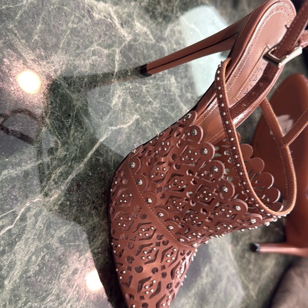 Alaia tan colored laser cut and enbellished heels EXC CONDITION - Picture 7 of 11
